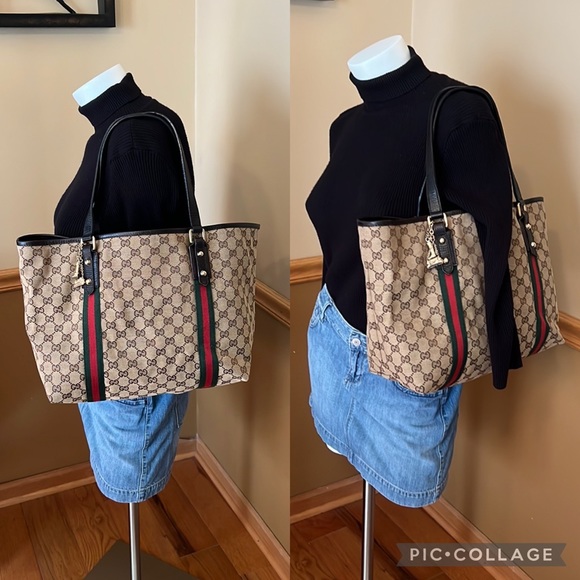 Gucci Handbags - 💯 % authentic Gucci shoulder bag